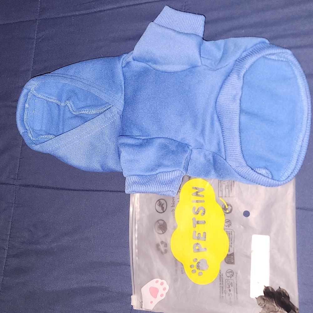 NIP Dog hoodie sz S